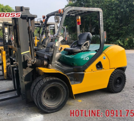 Xe nâng - giải pháp tối ưu cho việc vận chuyển hàng hóa.