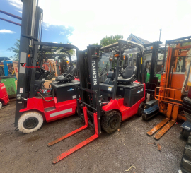 Bán Xe Nâng Tại Đồng Nai 2025: Giải Pháp Nâng Hạ Toàn Diện Từ Vinaboss - Uy Tín, Giá Tốt, Phục Vụ 24/7✔️⭐️